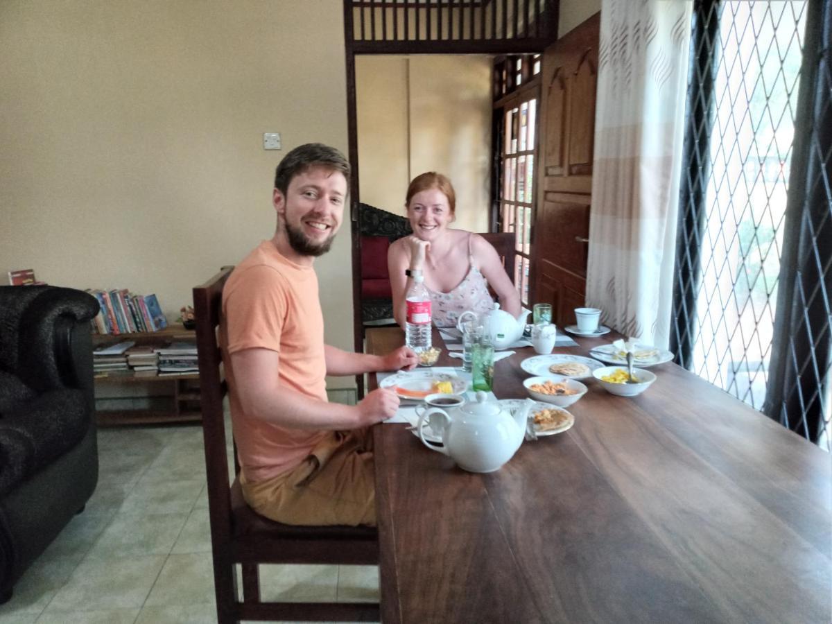 Water Front Home Stay And Resort アヌラーダプラ エクステリア 写真