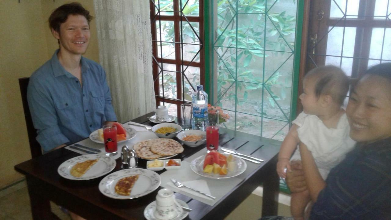 Water Front Home Stay And Resort アヌラーダプラ エクステリア 写真