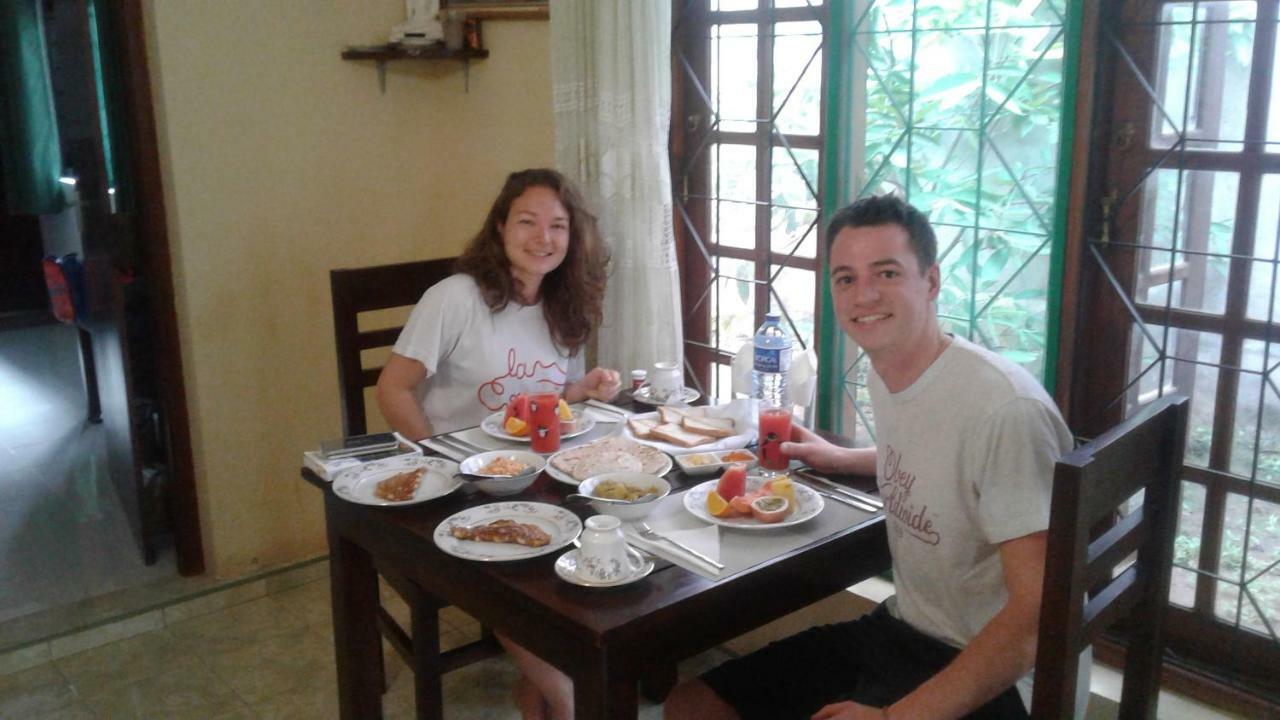 Water Front Home Stay And Resort アヌラーダプラ エクステリア 写真
